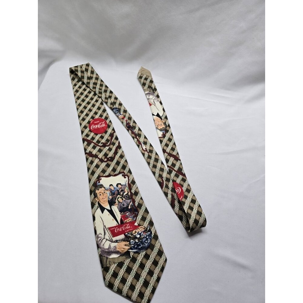 Vintage Coca Cola Mens Neck Tie- 100% Polyester